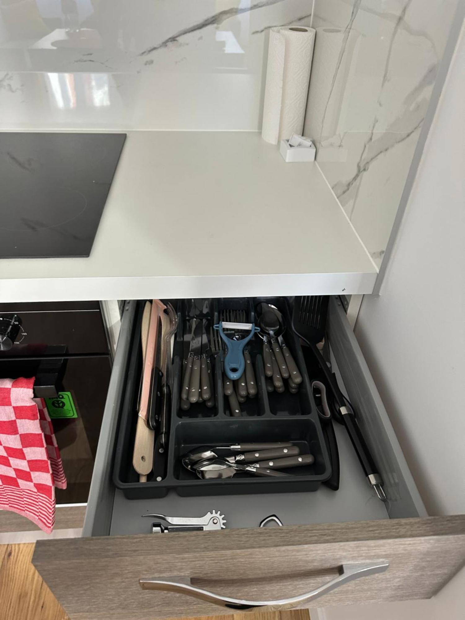 Refait A Neuf 2 Pieces - - Equipe - Parking Appartement *