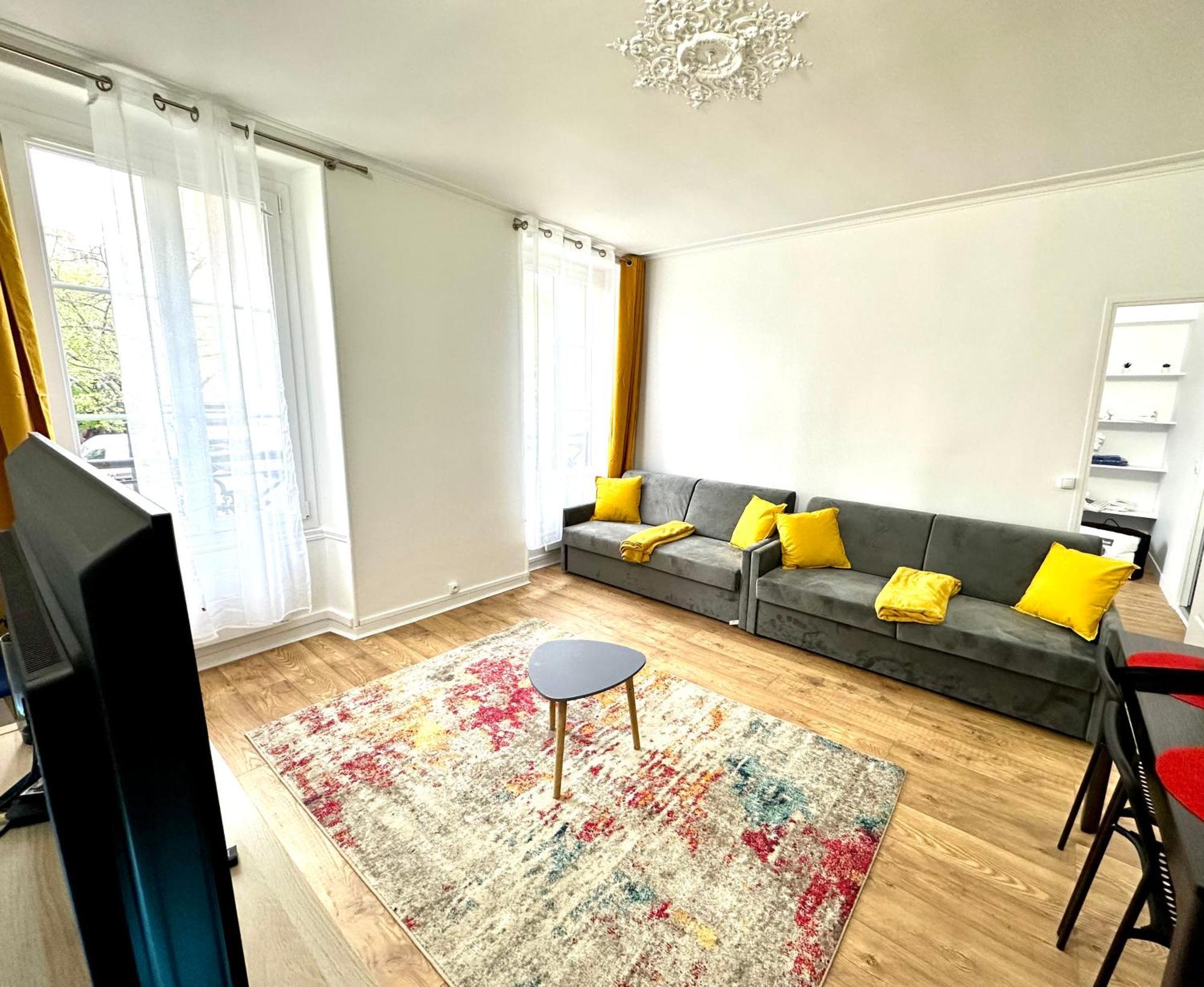 Appartement Refait A Neuf 2 Pieces - - Equipe - Parking