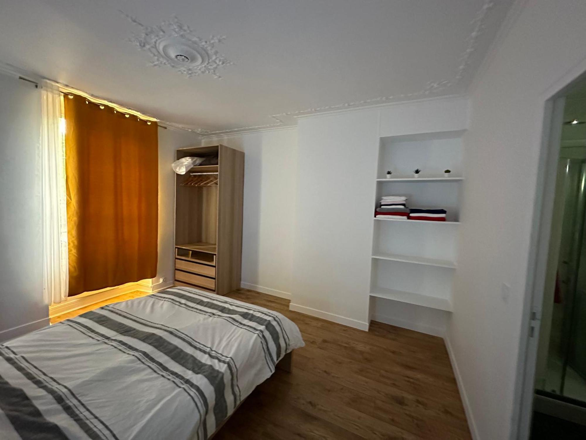 Refait A Neuf 2 Pieces - - Equipe - Parking *