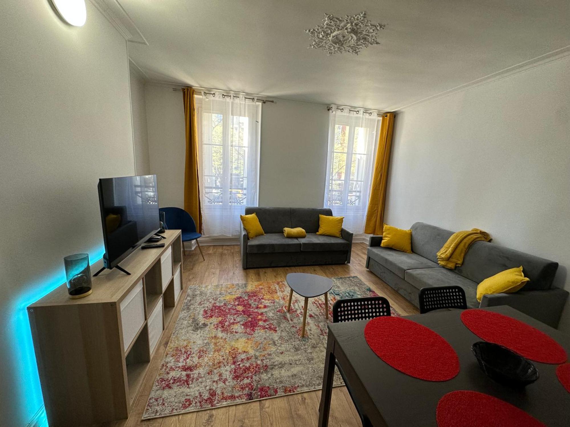 Refait A Neuf 2 Pieces - - Equipe - Parking *