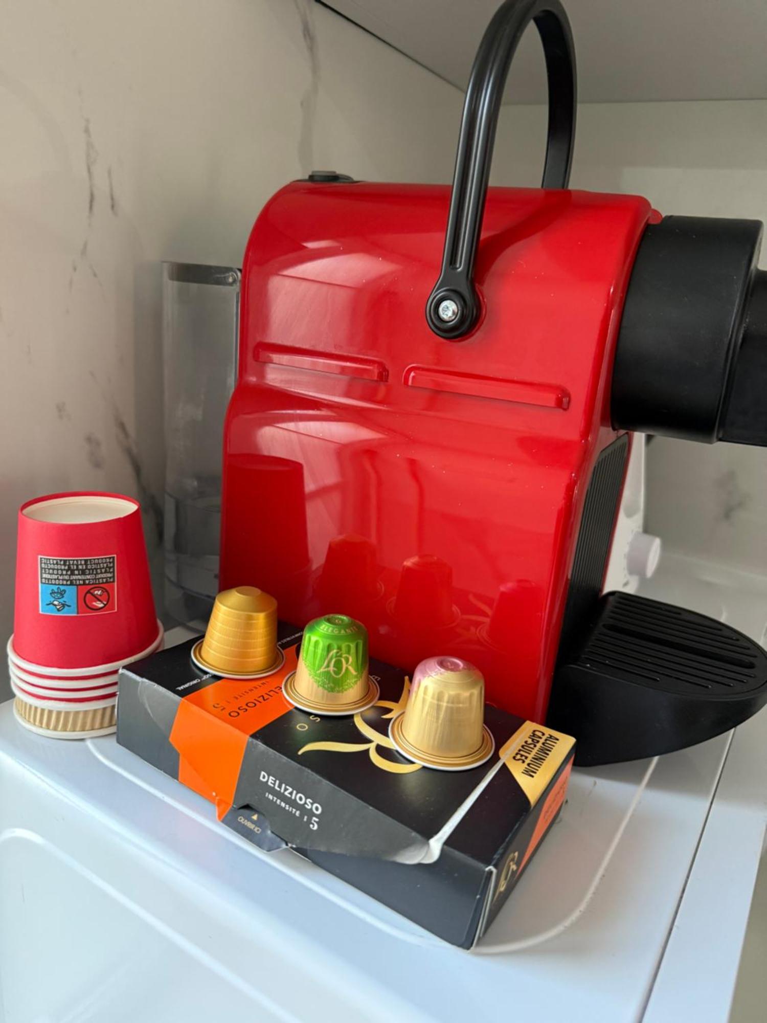 Refait A Neuf 2 Pieces - - Equipe - Parking Appartement Parijs